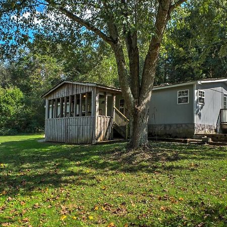 Ooltewah Cabin With Grill, Pool Table And Porch! Exterior foto