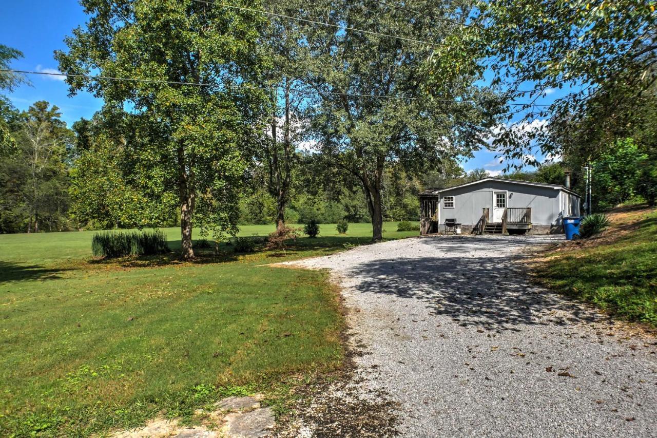 Ooltewah Cabin With Grill, Pool Table And Porch! Exterior foto